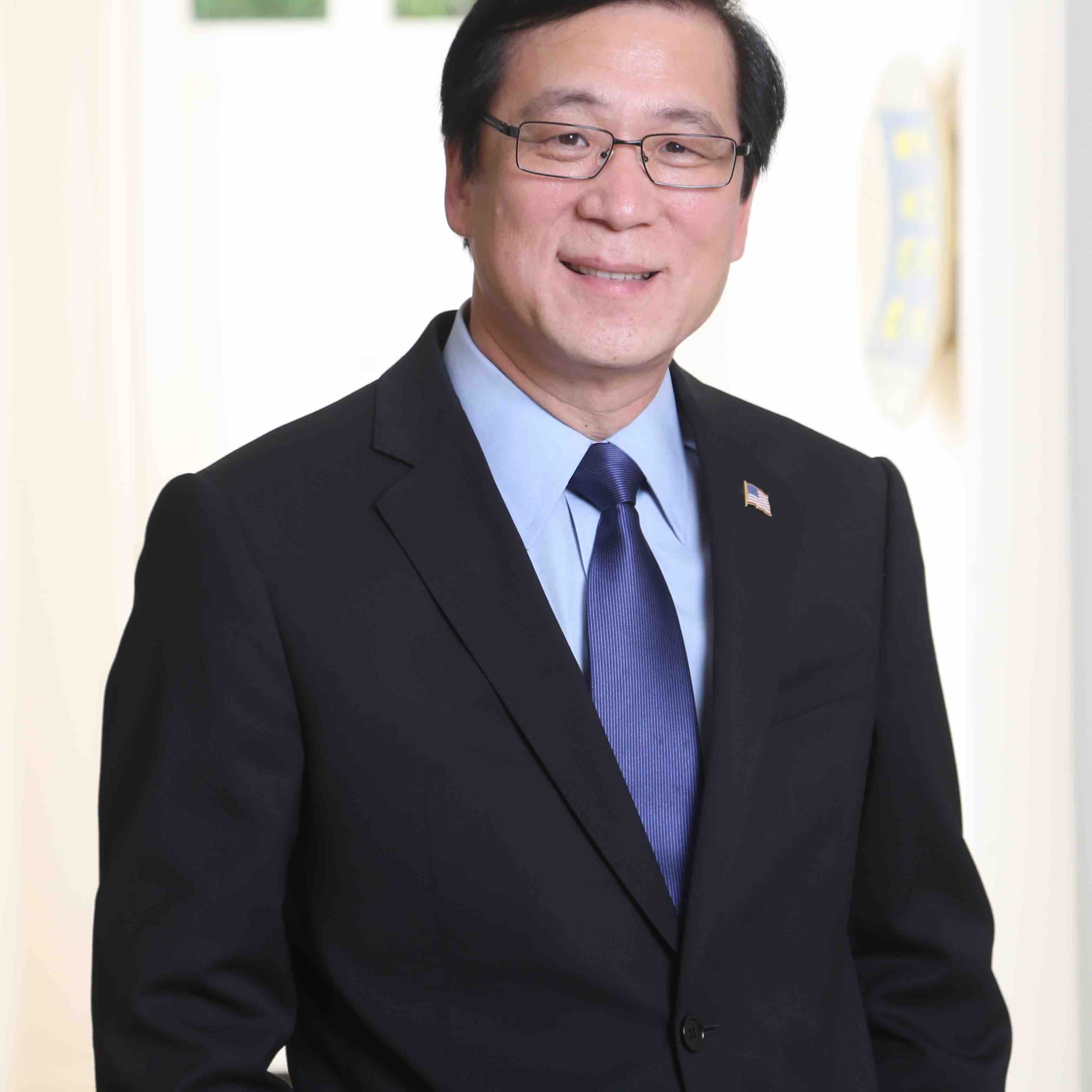 강석희 이사장